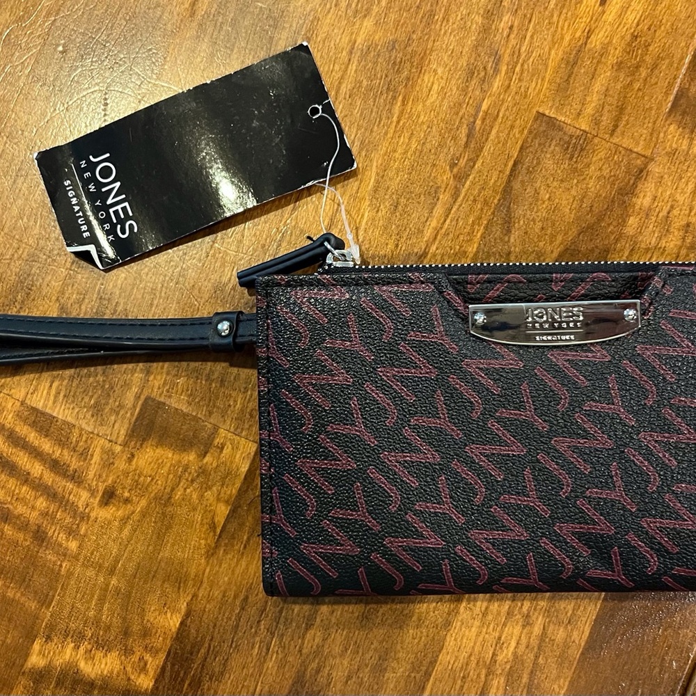 Jones New york Black and Red Wristlet